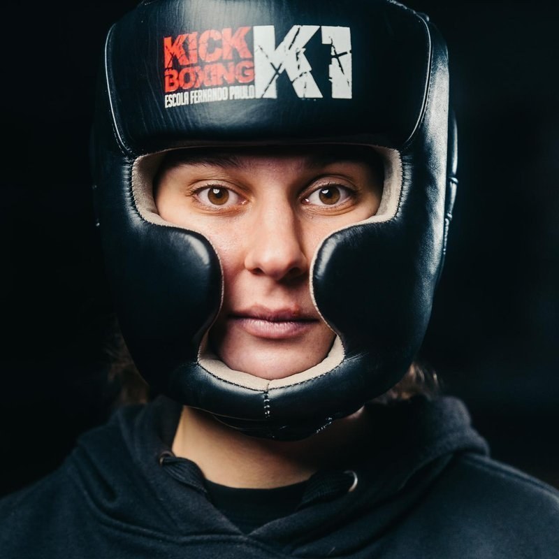 Capacete de Proteção Integral de Combate — Equipamento e Vestuário Oficial da Escola de Kickboxing Fernando Paulo (AKFP)